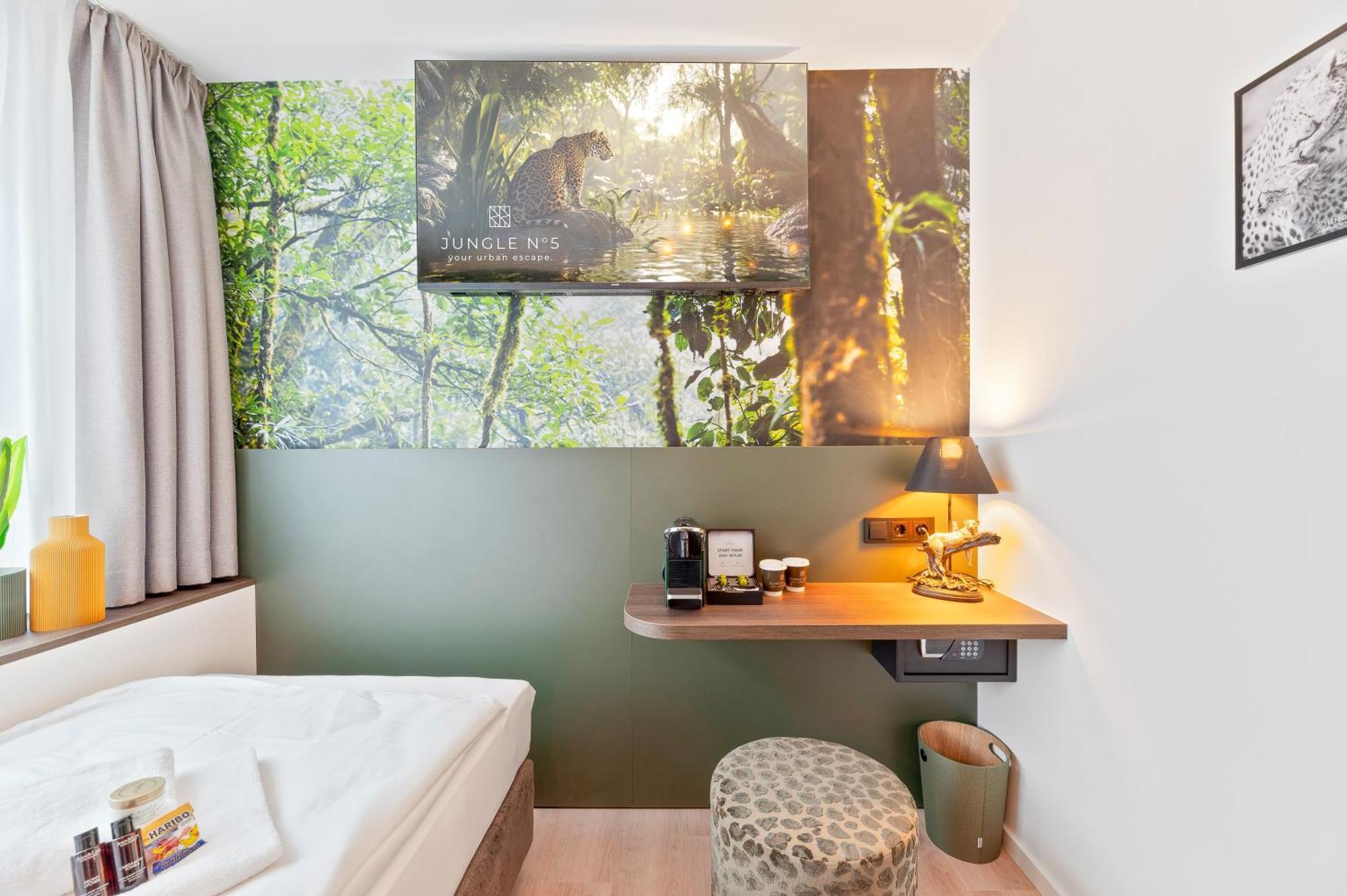 Jungle No5 Boutique Hotel - Stuttgart City-Center Exterior foto
